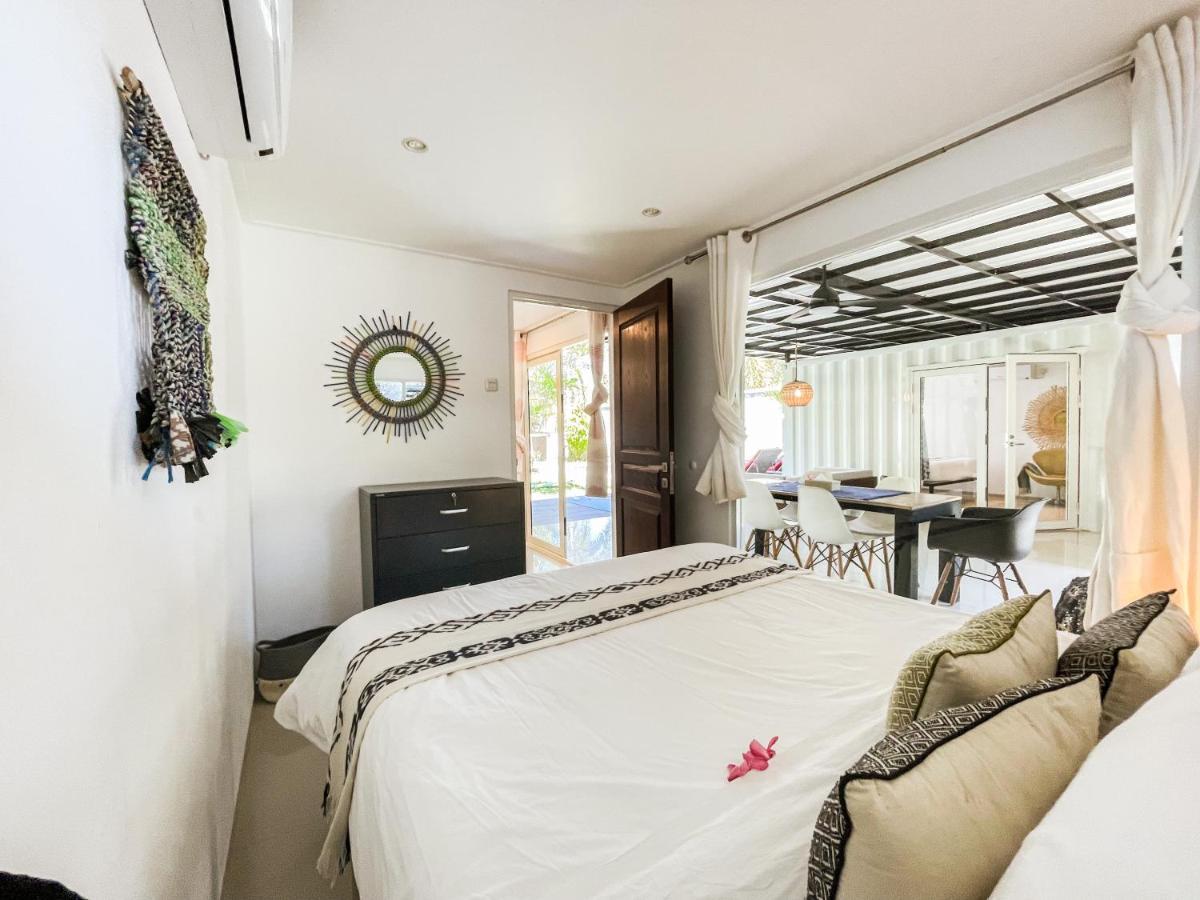 Villa Kotak Surfers Escape Reopening Rates Apply Now Selong Belanak Exterior foto